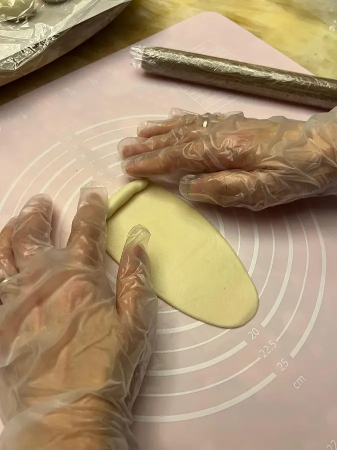 Traditional Wife Cake (Glutinous Rice Filling) step 0